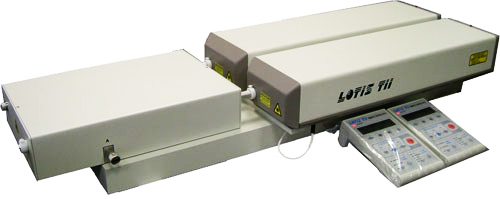 紧凑型Q开关Nd:YAG激光器